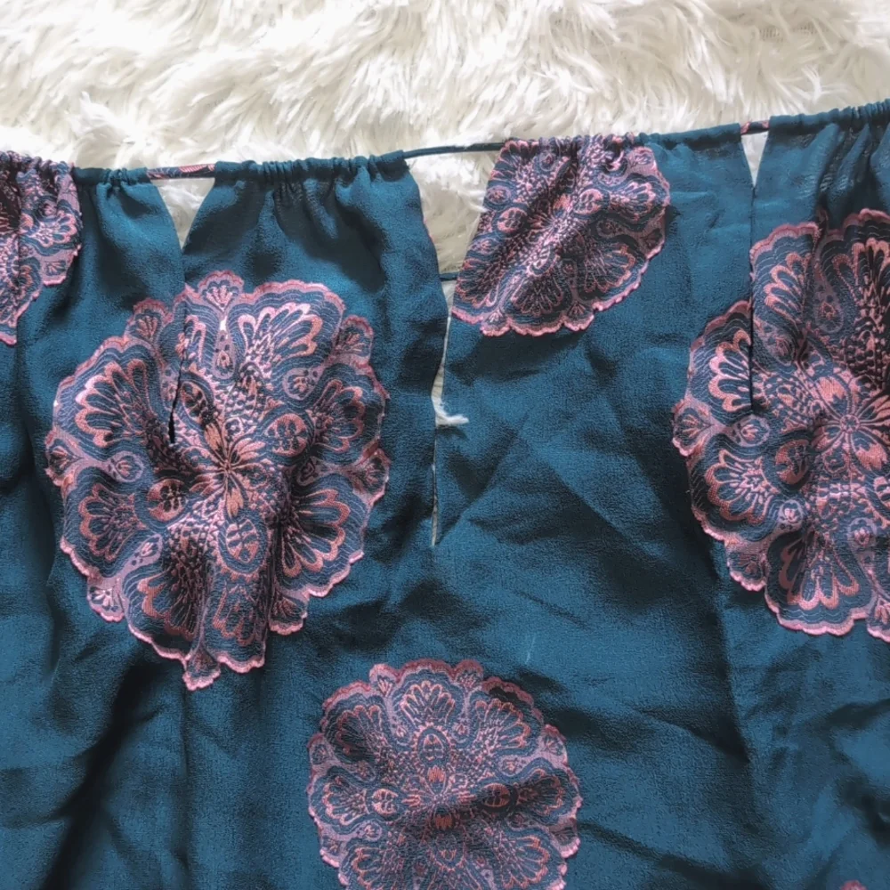 Trina Turk Teal & Pink Saloni Silk Puff Sleeve Top - Picture 9 of 12